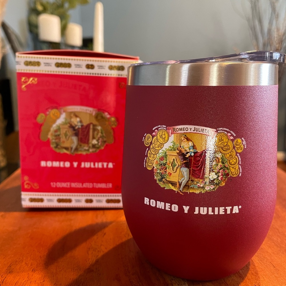 Romeo y Julieta Insulated Tumbler